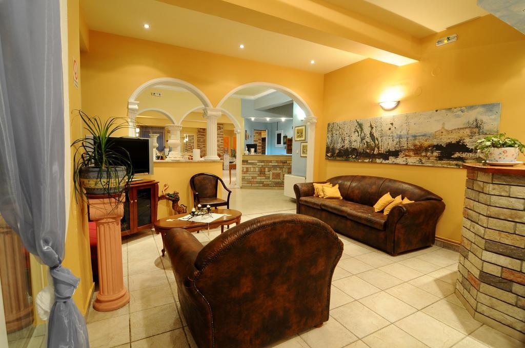 Hotel G.L. Paralia Katerinis Exterior photo